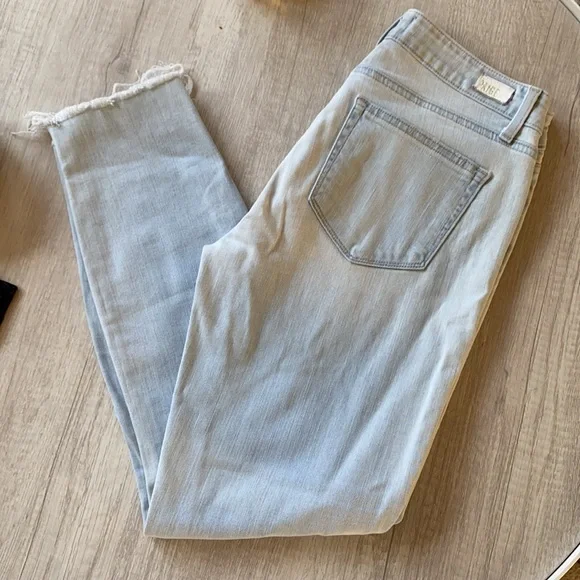 ⭐️HP⭐️💫Paige Jeans - Picture 4 of 9